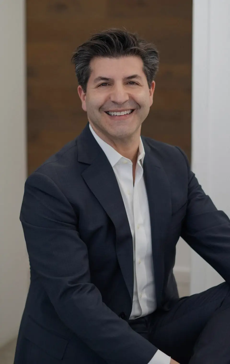 Dr. Brett Beber